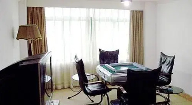 Jiahe Business Hotel