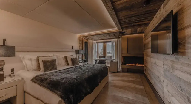 Люкс с балконом Ultima Hotel Gstaad