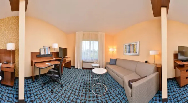 Люкс c 1 комнатой Fairfield Inn & Suites by Marriott St. Joseph