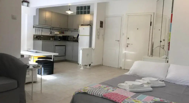 Aris sweet home