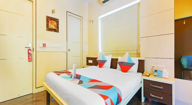 Номер Premium FabHotel B Zone