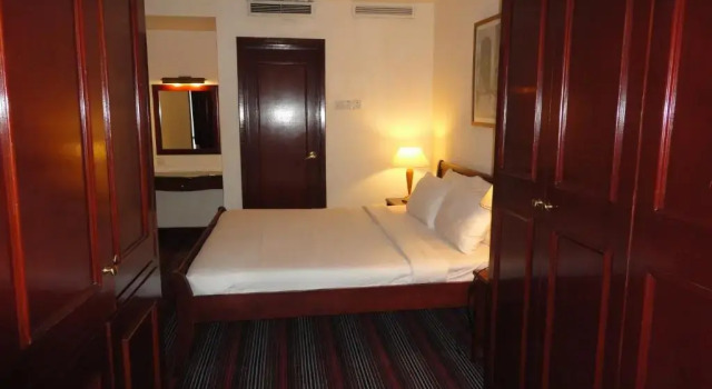 Люкс Deluxe Time square luxury suites