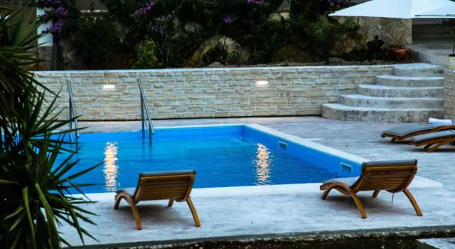 Merita Apartments