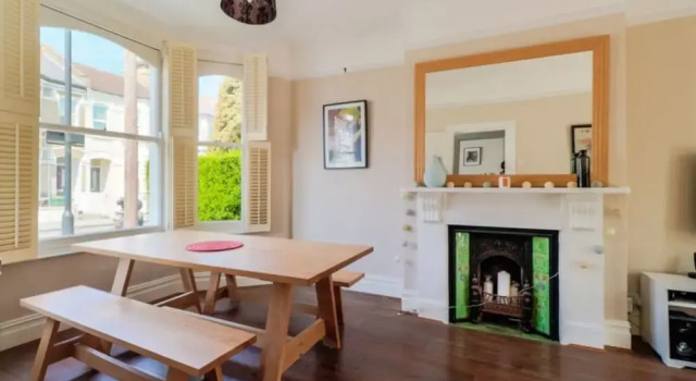 5 Bedroom House With Patio in Brixton