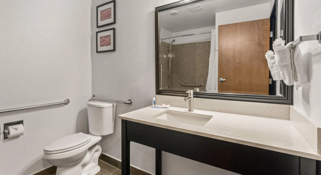 Четырёхместный номер Standard Comfort Inn & Suites Beaverton - Portland West