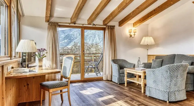 Люкс с 2 комнатами Hotel Traubenheim