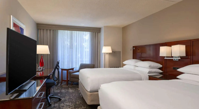 Четырёхместный номер Standard DoubleTree by Hilton Minneapolis Airport, MN
