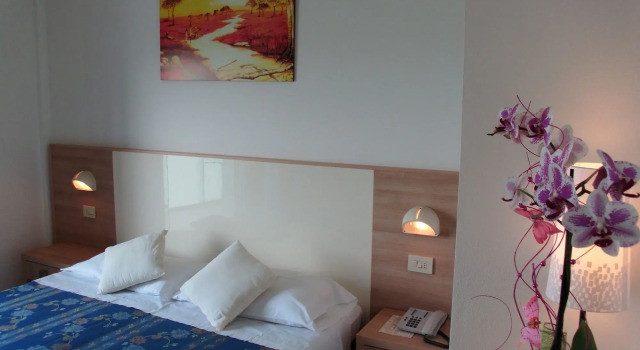 Hotel Sahara