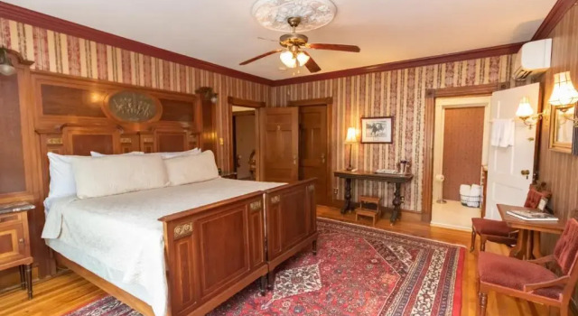 Люкс Saratoga Dreams B&B