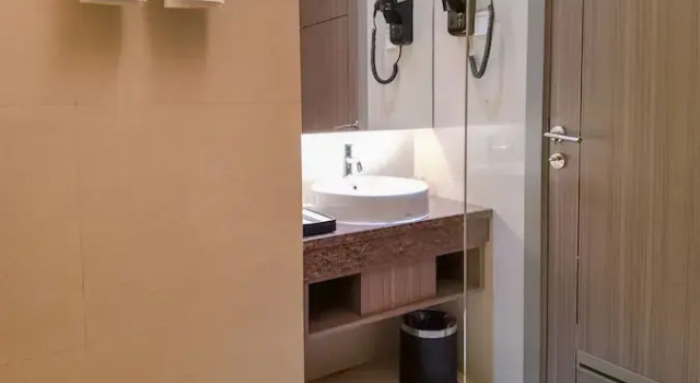 Номер Deluxe с балконом Swiss-Belhotel Balikpapan