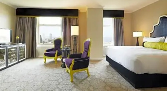 Номер Executive The Huntington Hotel
