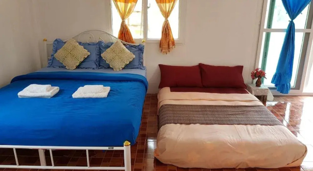 Boontawee homestay, Varaa Hotelli Hotellit North-Eastern Thailand pysäköinnillä, Pysäköinti