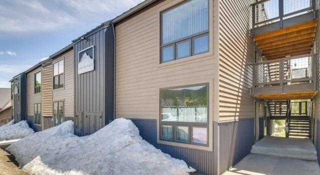 Centrally Located Big Sky Condo: Ski, Hike, Bike!