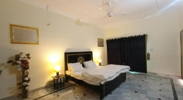 Room-room in Asga Best Hostel Versace ho, Book Hostel / Vandrerhjem Hostels i Rawalpindi, Hostel / Vandrerhjem