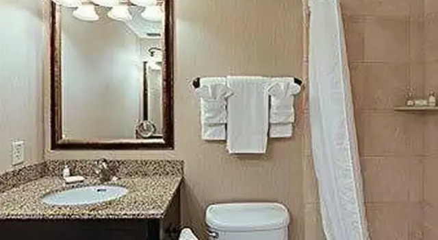 Четырёхместный номер Standard Hawthorn Extended Stay by Wyndham West Palm Beach Airport