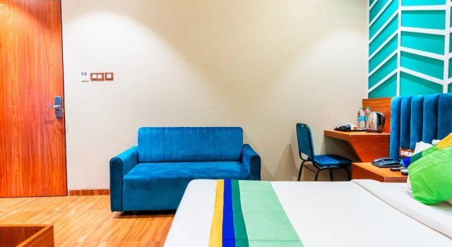 Treebo Express Inn, Забронировать Отель Отели штата Махараштры 3 звезды, 3*