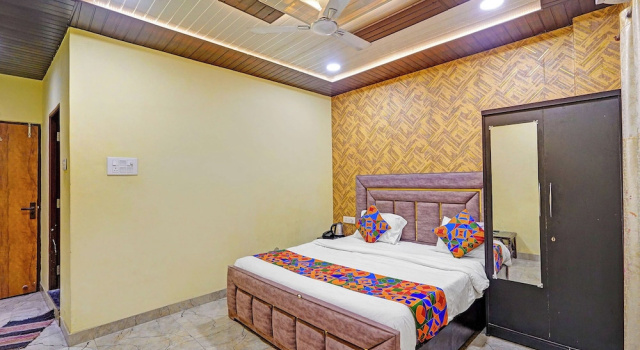Fabhotel Vishal Residency