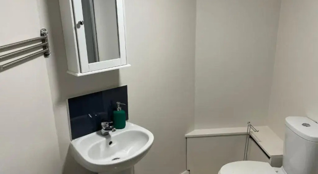 Апартаменты West Side Studio Apartment
