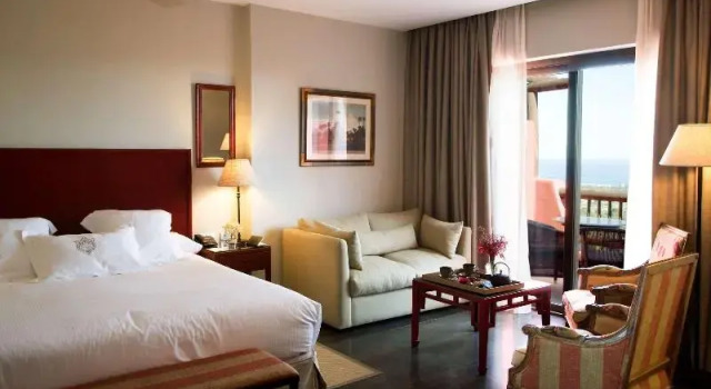 Двухместный номер Deluxe Superior с видом на море Asia Gardens Hotel & Thai Spa, a Royal Hideaway Hotel