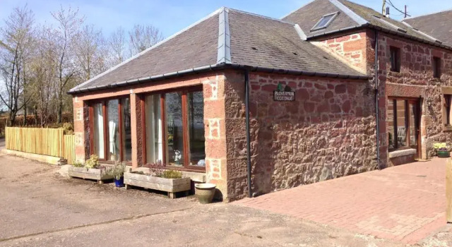 Plovermuir Cottage, Забронировать Дом для отпуска Кирримуир Ангус