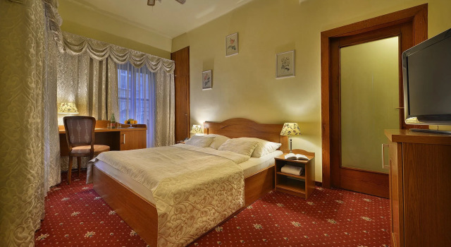 Hotel U Tri Pstrosu