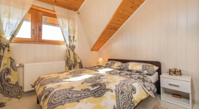Awesome Apartment in Velika Gorica With 2 Bedrooms and Wifi, Rezerwuj Apartament Velika Gorica Zagrzeb