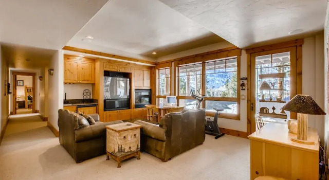 2118-A Vermont Rd Rental