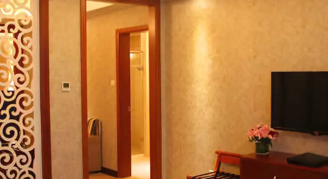 Siji Guanghua Hotel