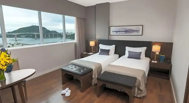 Номер Deluxe Golden Tulip Porto Vitória