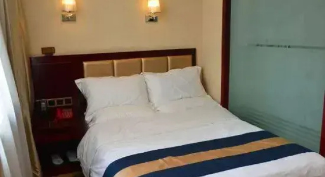 Dingxi Xuxin Hotel, Buchen Sie Hotel Dingxi Gansu