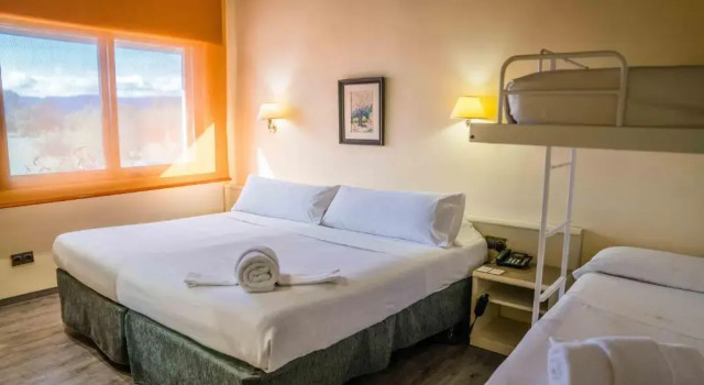 Четырёхместный номер Standard Felix Hotel