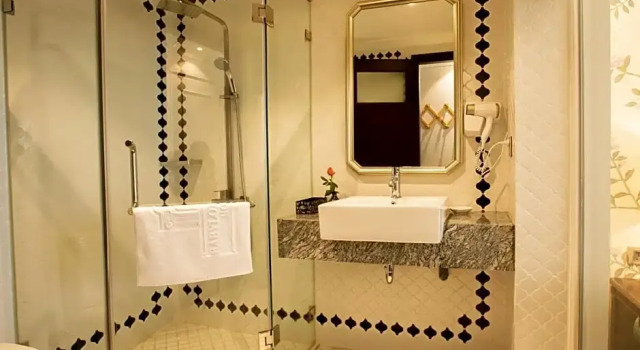 Двухместный номер Standard с балконом Golden Amour Hotel