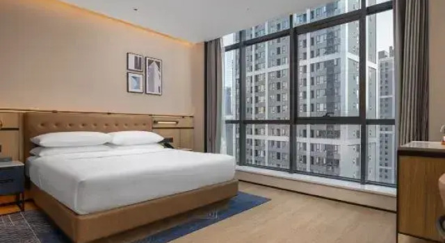 Номер Standard Four Points by Sheraton Chengdu, High-Tech Zone Exhibition Center