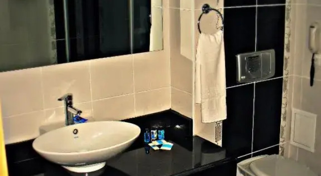 Люкс с видом на город Shilla Hotel