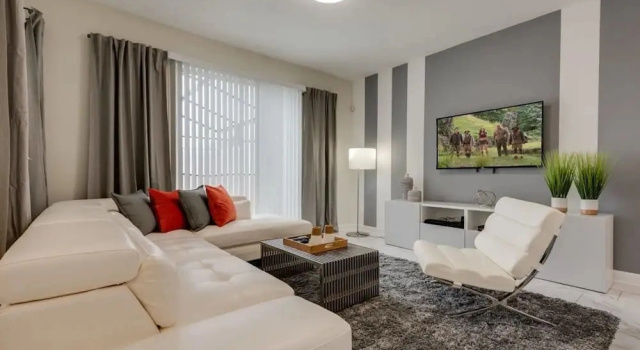 Коттедж Cozy Home Prime Disney Parks Location