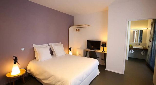 Hôtel Le Résinier, Забронировать Отель Ле-Барп 