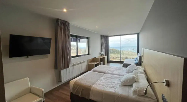 Семейный номер Standard с видом на море Hotel Astuy