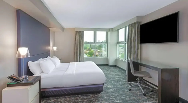 Двухместный люкс c 1 комнатой с видом на город 41 Lakefront Hotel, Trademark Collection By Wyndham