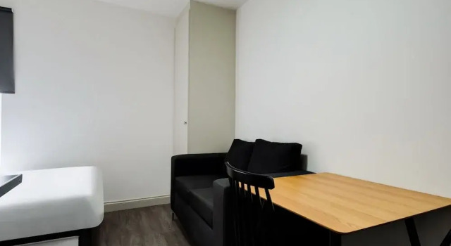 Modest Apartment in London Near Wimbledon Park, Varaa Huoneisto Asunnot kohteessa Merseyside, Huoneisto