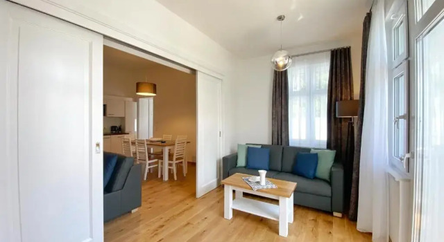 Villa Jenny Sassnitz Villa Jenny - Appartement 2, Book Apartment Hotels in Sassnitz with a Pool, Swimming Pool