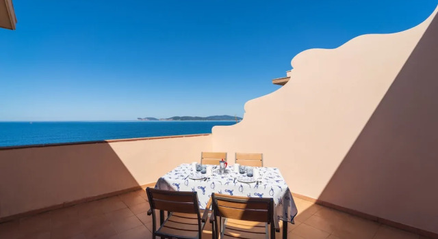 Апартаменты seafront Sea Front Terrace Marco Polo