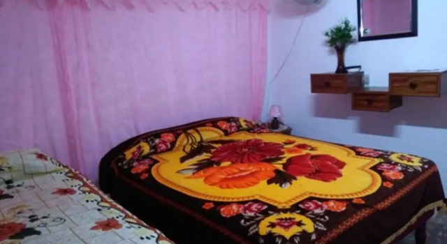 Casa Srs. Andres y Delvis, Забронировать Отель Баракоа Гуантанамо