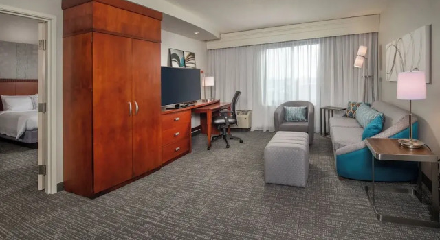 Двухместный люкс Courtyard Dunn Loring Fairfax