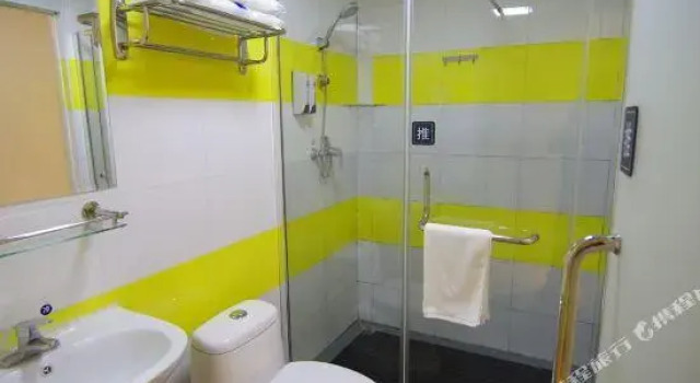 Junyi Hotel (Luohe International Convention and Exhibition Center)