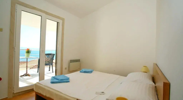 Villa Damjan, Buchen Sie Villa Hotels in Gespanschaft Split-Dalmatien mit Pool, Schwimmbad