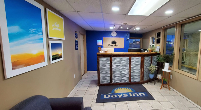 Days Inn by Wyndham Monett, Забронировать Отель Отели Монетт с бассейном, Бассейн