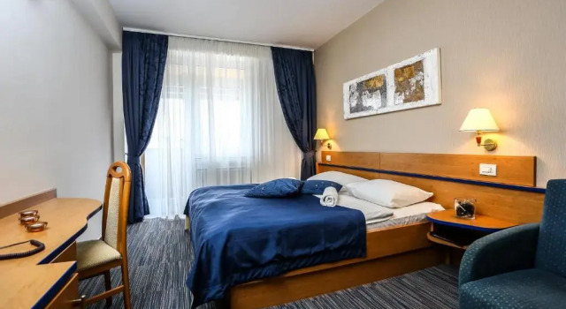 Двухместный номер Standard с балконом Hotel Dražica - Hotel Resort Dražica