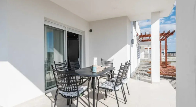 Вилла Classic Luxury Escape with Swimming Pool & Modern Design