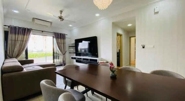 Orak Suite at Suria Residence, Забронировать Вилла Виллы Шах-Алам, Вилла