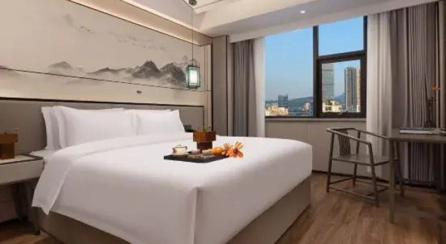 Люкс Moshang Qingya Hotel (Erlijing Night Market in Yingzhou Center, Fuyang)